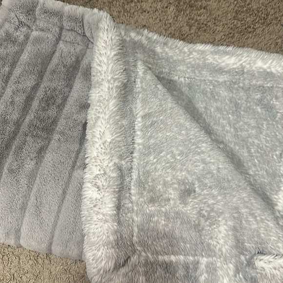 High quality luxury minky blankets - Picture 1 of 4